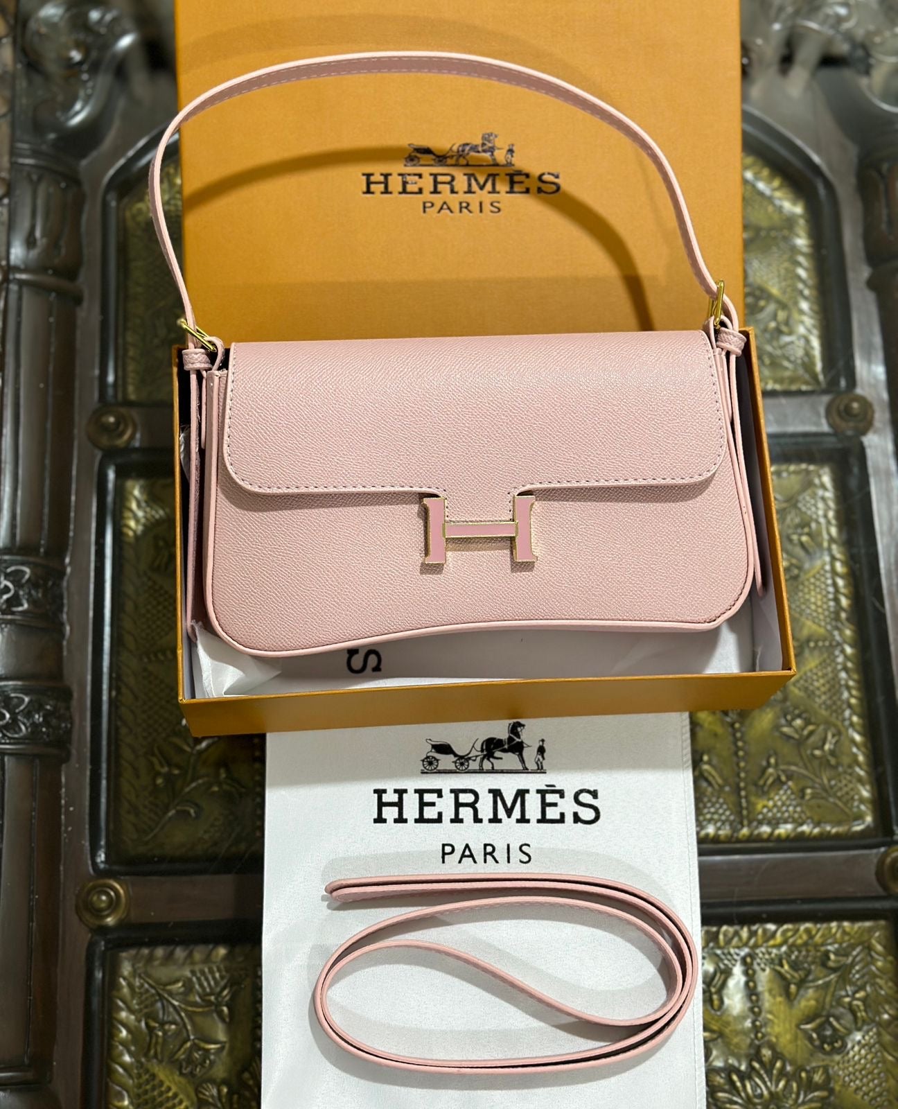 H Logo Constance Shoulder Cross Body Bag In 4 Colours