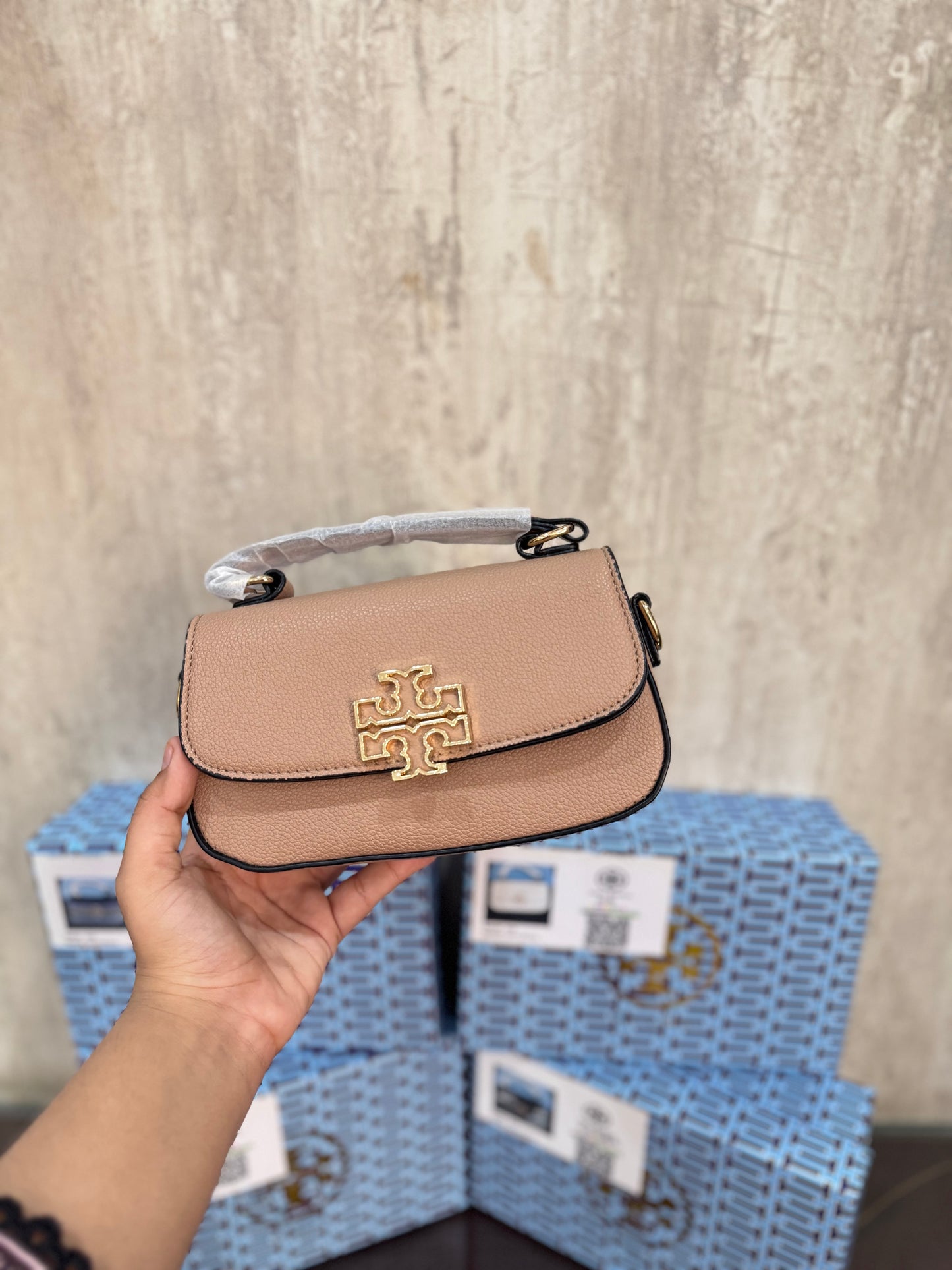 TB Britten Shoulder Bag Shiny Beige