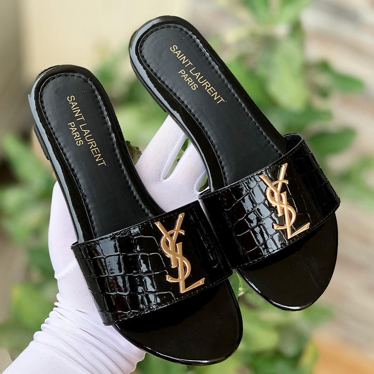 Crocodile Style Black