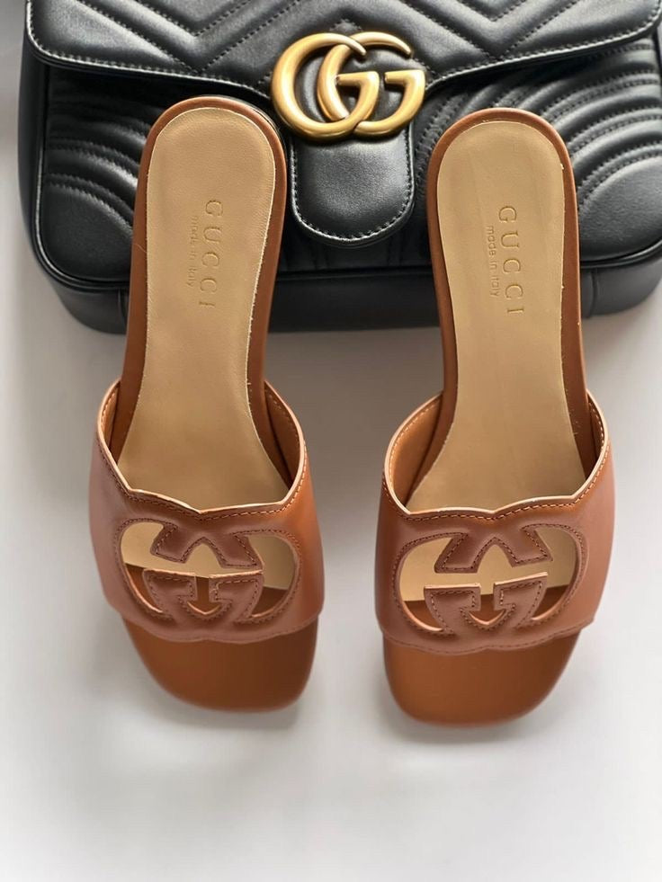 GG Cut Interlocking Flats