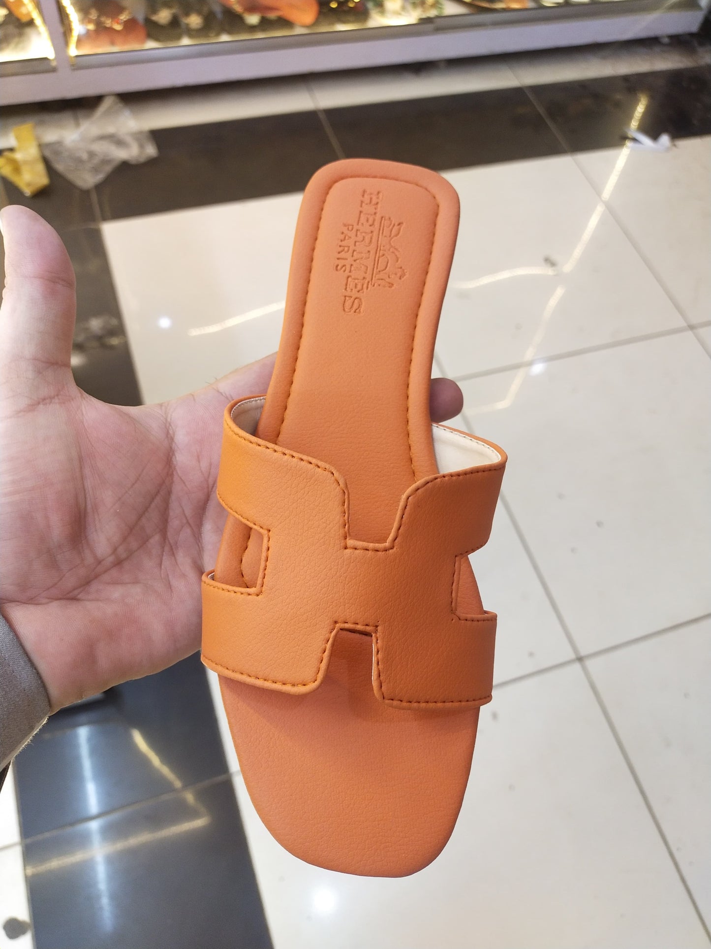 H Logo Slides in 5 Amazing Colours