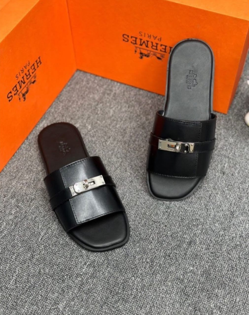 H E R M E S Giulia Sandal