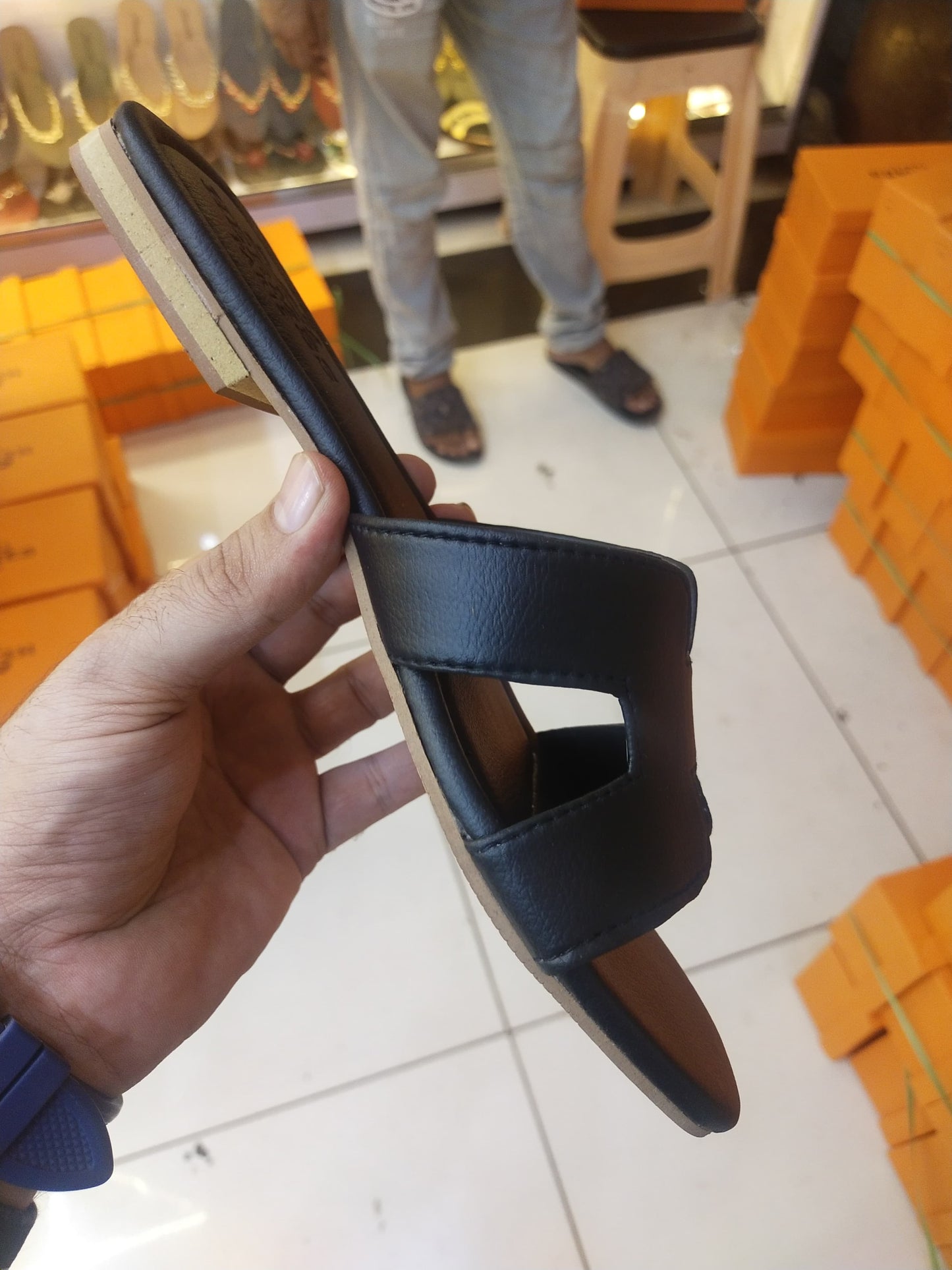 H Logo Slides in 5 Amazing Colours
