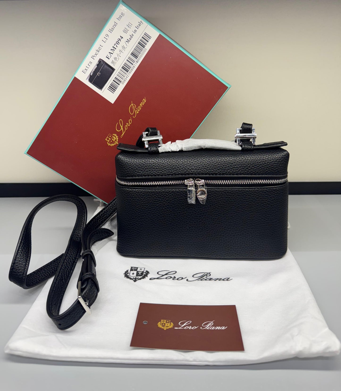 LORO PIANA EXTRA POCKET L19