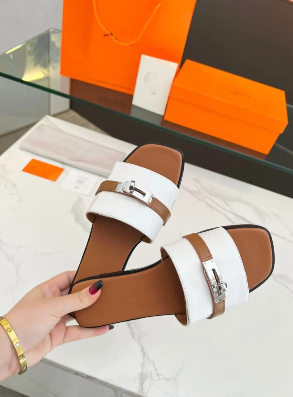 H E R M E S Giulia Sandal