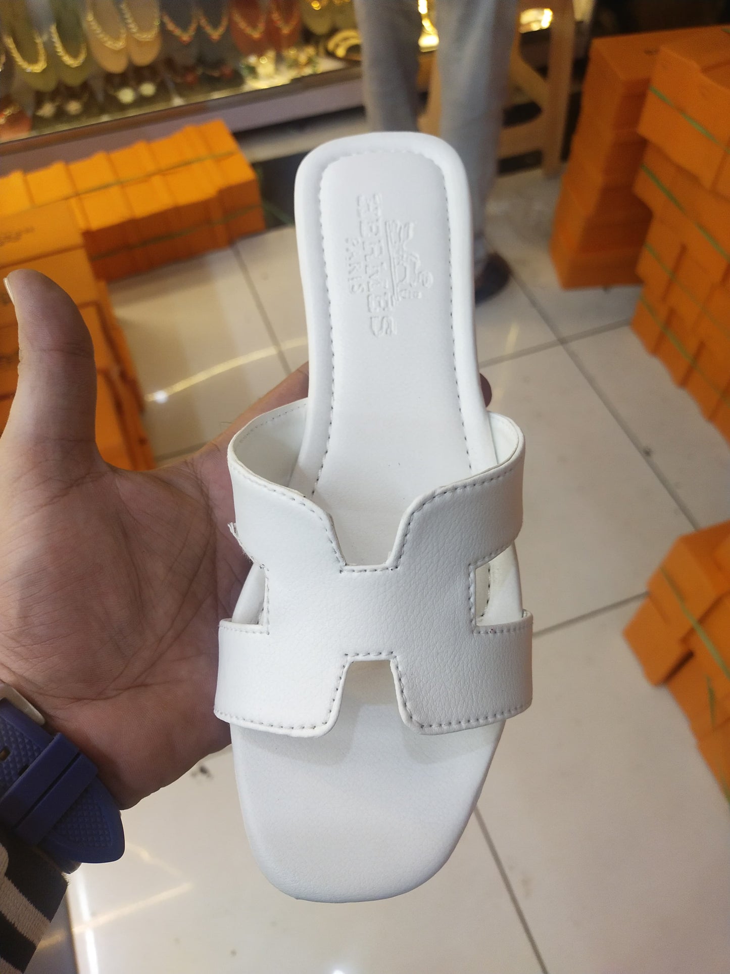 H Logo Slides in 5 Amazing Colours