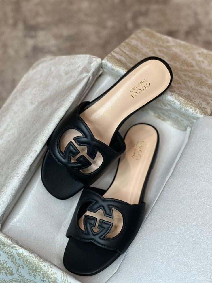 GG Cut Interlocking Flats