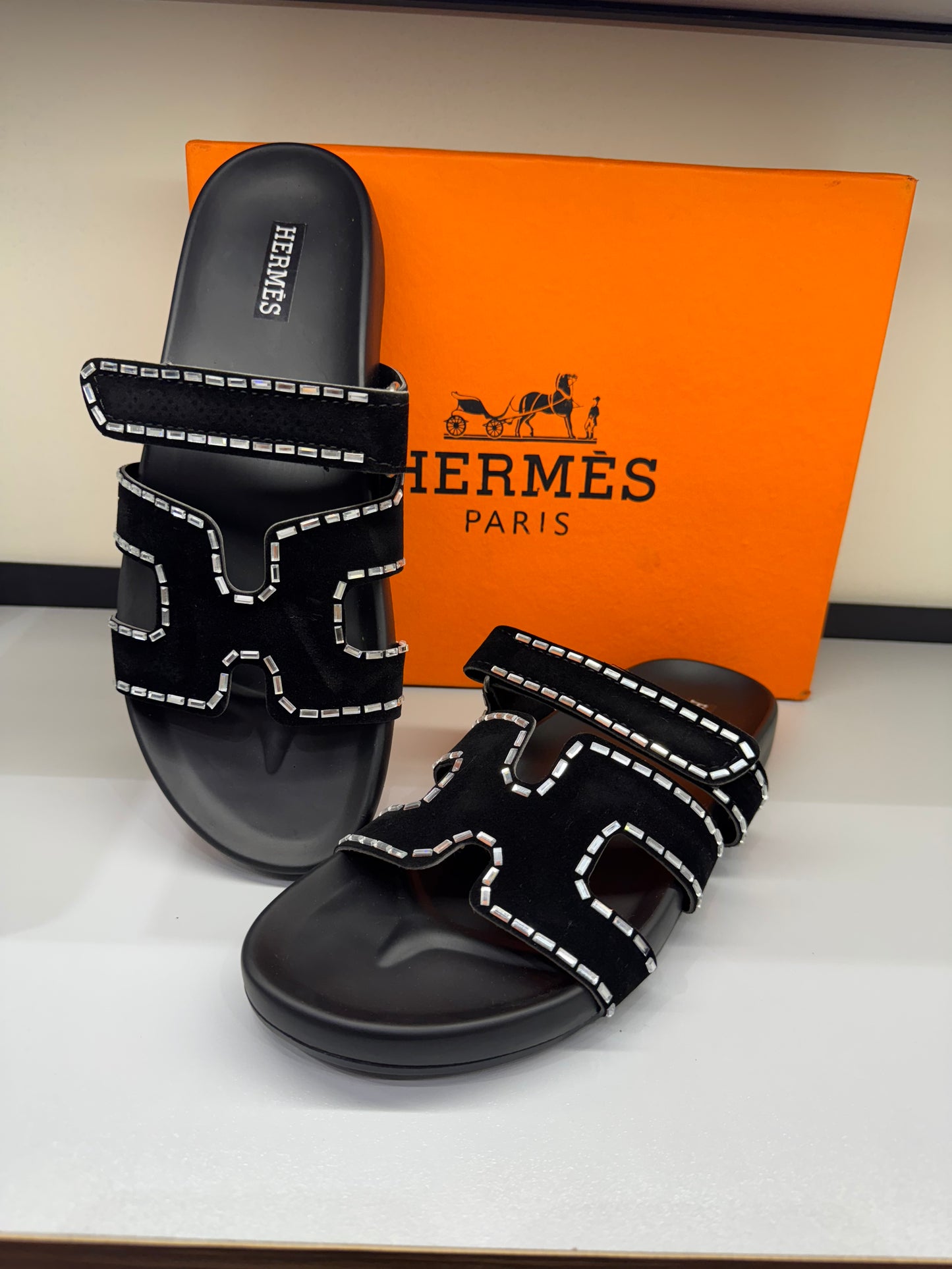HERMES FLATS