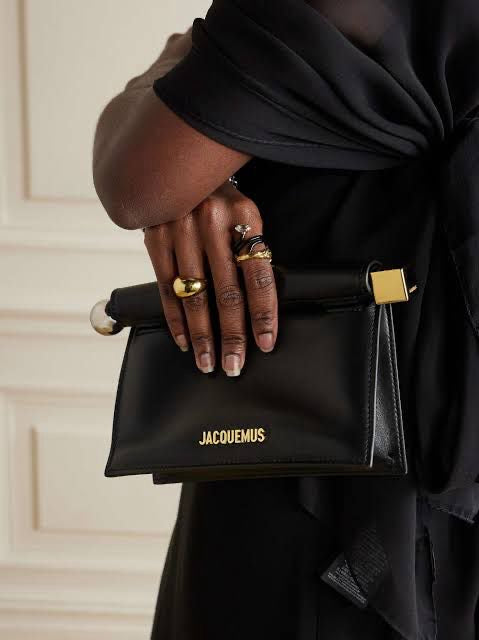 JACQUEMUS Rond Carrè Clutch