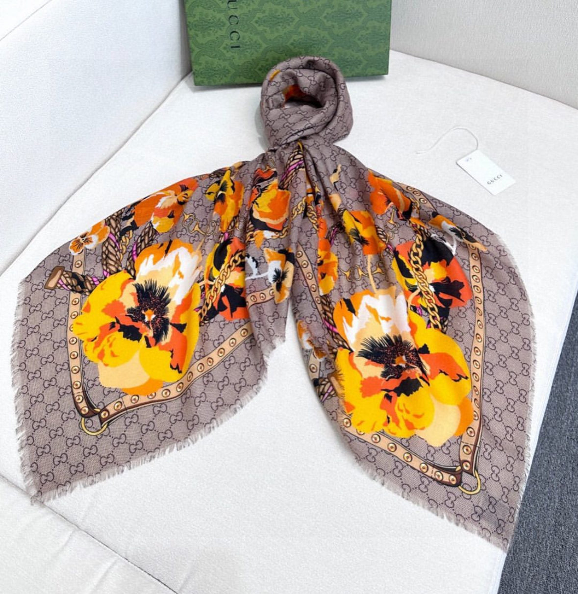 GUCCI GG FLORAL SCARF PRINT ORANGE