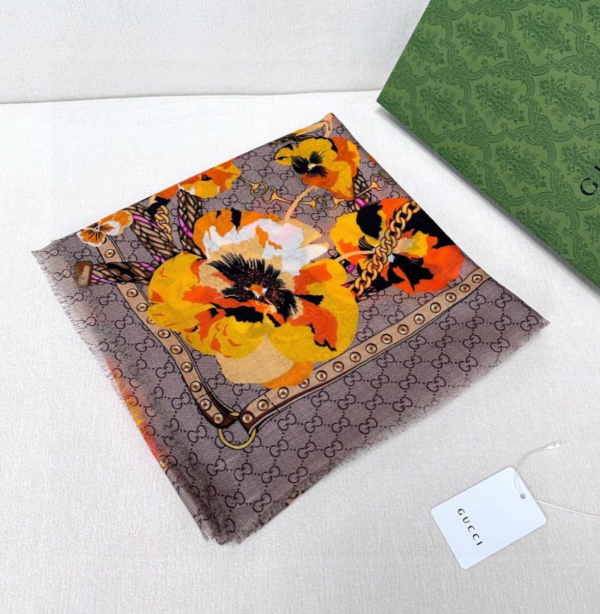GUCCI GG FLORAL SCARF PRINT ORANGE