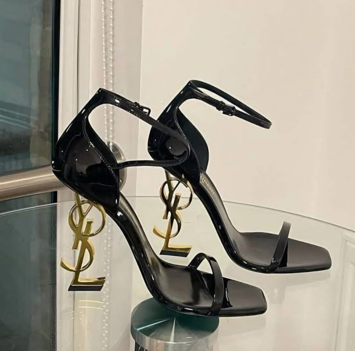 Y S L Heel