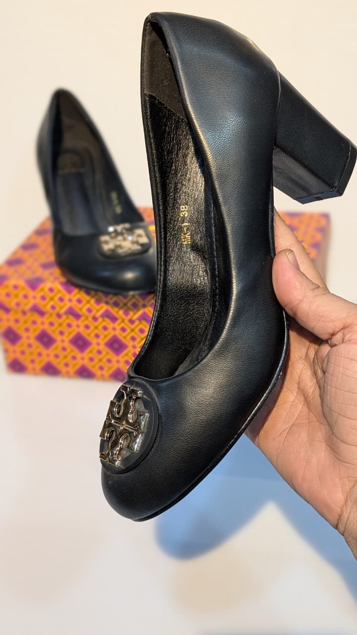 TORY BURCH PUMPS