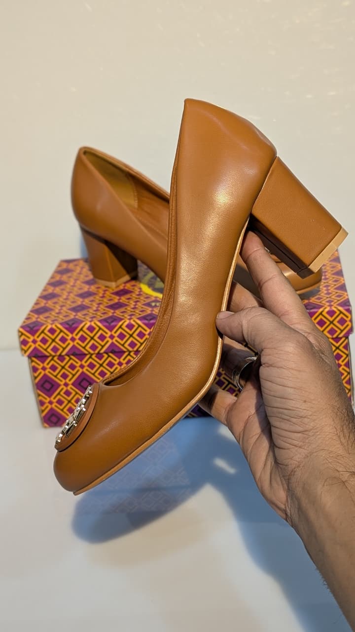 TORY BURCH PUMPS