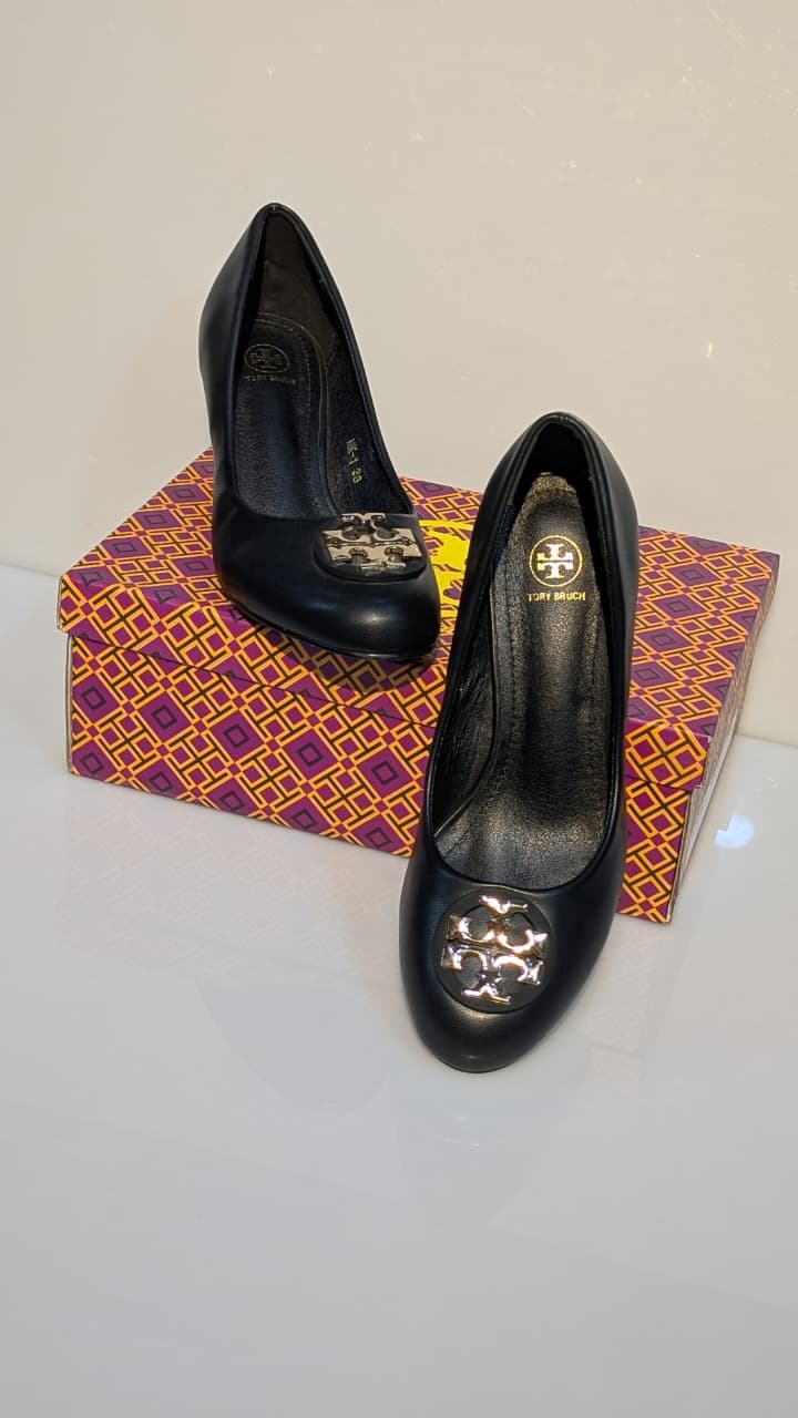 TORY BURCH PUMPS