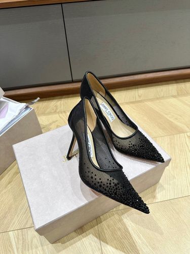 JIMMY CHOO HEEL -PUMP IN BLACK