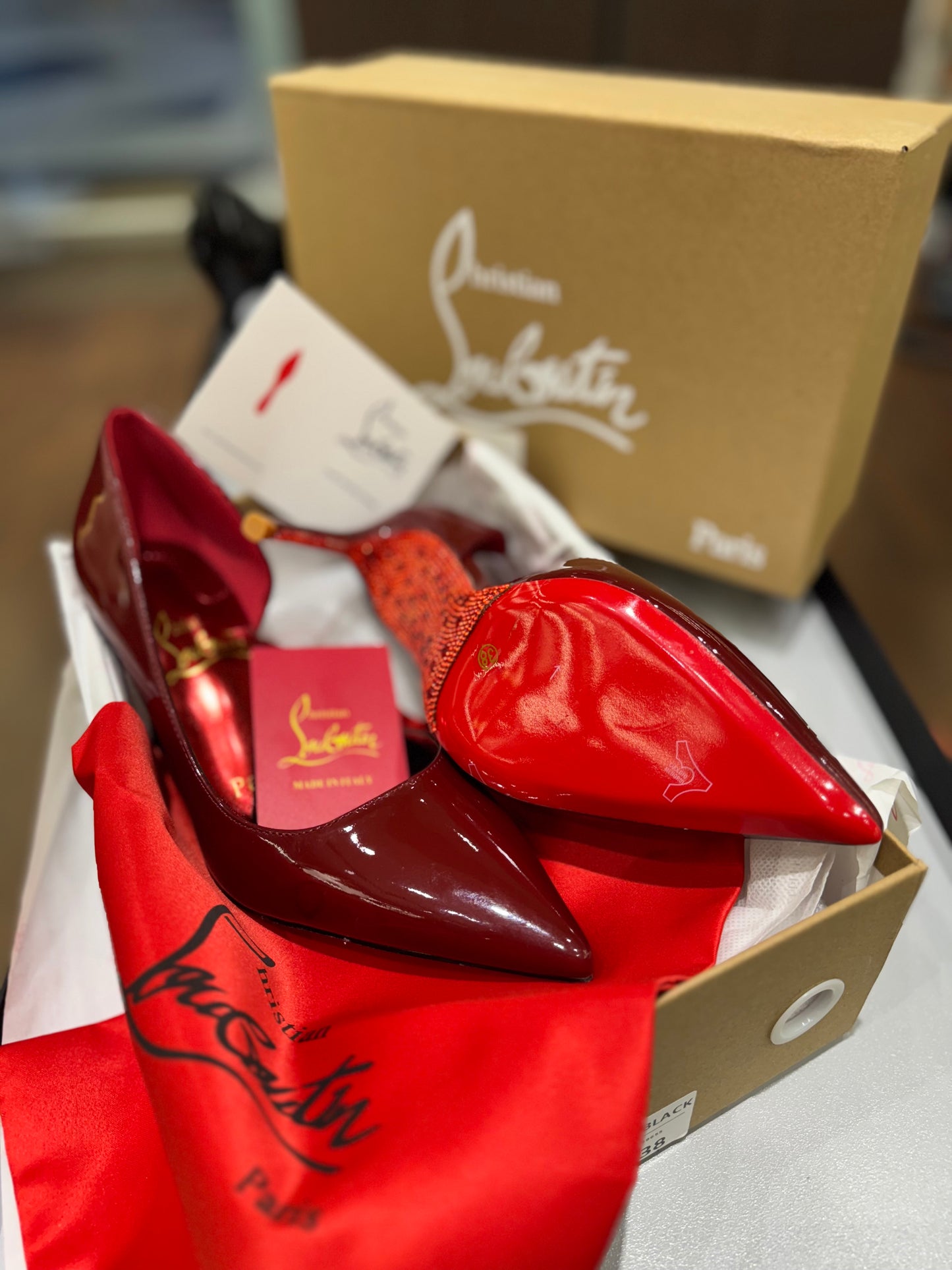 CHRISTIAN LOUBOUTIN IRIZA PUMPS-HEEL