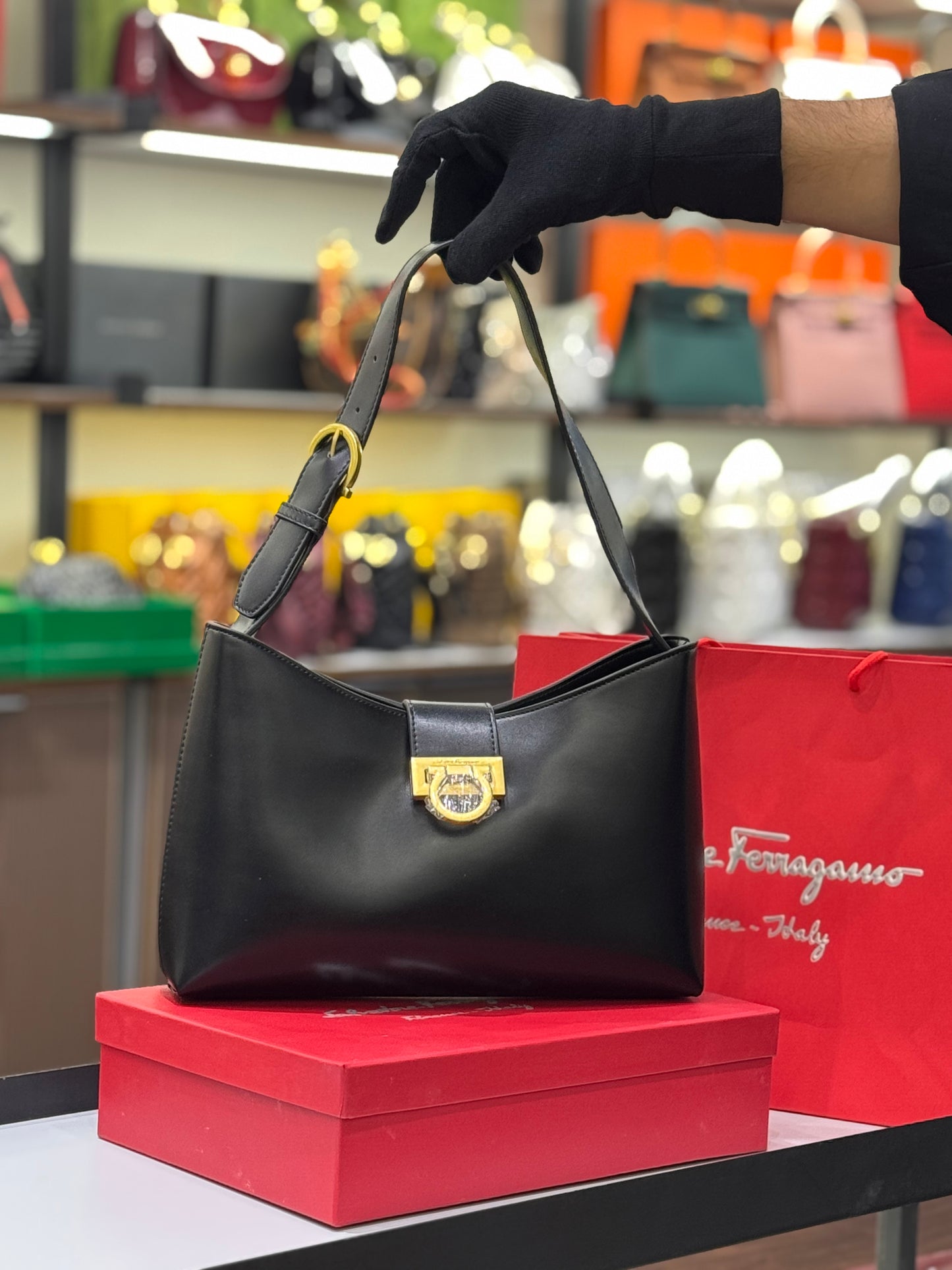 FERRAGAMO TRIFOLIO SHOULDER BAG
